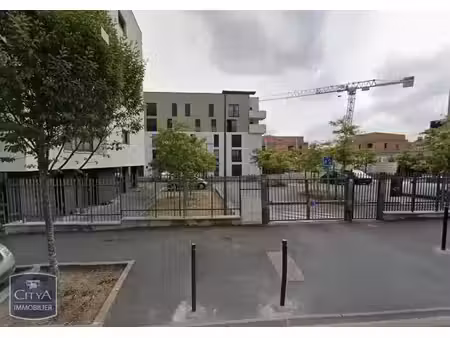 parking à louer - caen (14) - 70€