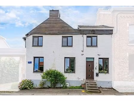 maison à vendre à emile vandervelde 8 faimes (vbe50106)