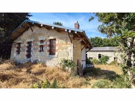 mouterre-silly  maison et dépendances