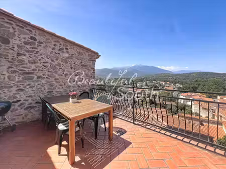 maison de village de caractere avec vues  rodes