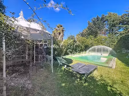 villa 4 faces avec piscine et jardin arbore  canet