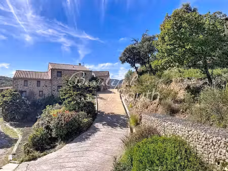 elegant mas catalan avec piscine et tennis  les aspres