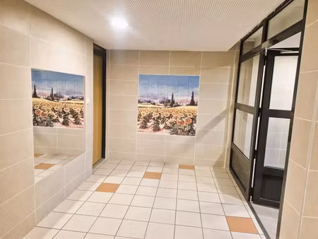 location appartement 3 pièces 68 m² à aix-en-provence (13080)