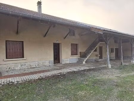 location maison 4 pièces 89m² st denis les bourg 01000