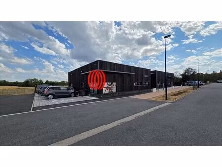 location local professionnel 104m² st bonnet pres riom 63200