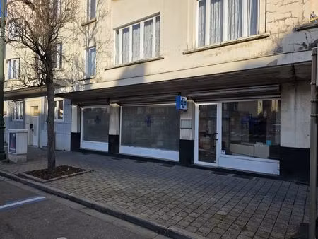 surface commerciale à vendre à avenue charles-quint 124 ganshoren (vbe50103)