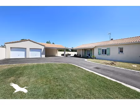 vente maison 4 pièces 200 m² vouthon (16220)