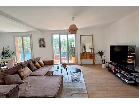 vente appartement 4 pièces 96 m² à avignon (84000)  145 000 €