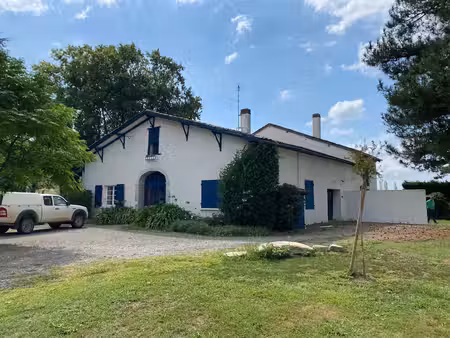 maison de caractère avec 4 chambres à lahontan