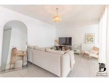 bordeaux chartrons appartement 65 m² t3 terrasse parking