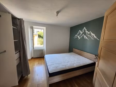 location appartement 2 pièces 49m²