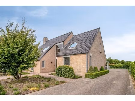 huis te koop in wingene met 5 slaapkamers