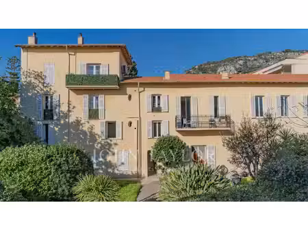 beaulieu-sur-mer — villa + 4 appartements au cœur du centre-ville