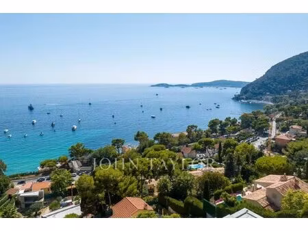 villa face à la mer sur 6000m² de terrain