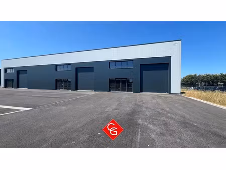 vente atelier 180 m² à trévières (14710)  251 687 €