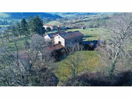 vente maison 4 pièces 150 m² à longessaigne (69770)  269 000 €
