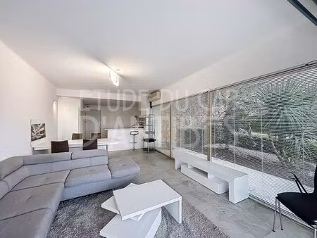 antibes - salis - local commercial à vendre