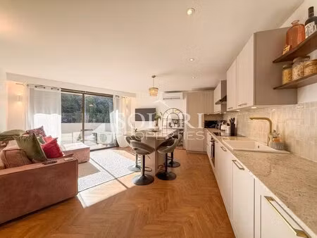 appartement rénové face aux plages de théoule