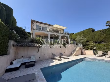 villa avec piscine - vue baie de cannes à théoule-sur-mer