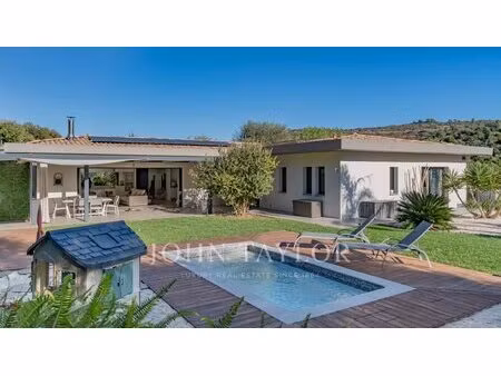 belle villa neuve de plain-pied dans un domaine fermé à biot