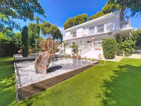 a vendre cap d'antibes villa versant est