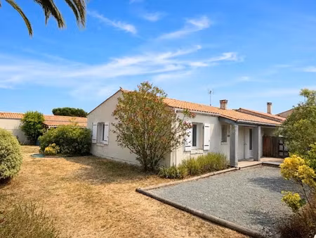 vente maison 4 pièces 105 m² à saint-pierre-d'oléron (17310)  348 840 €