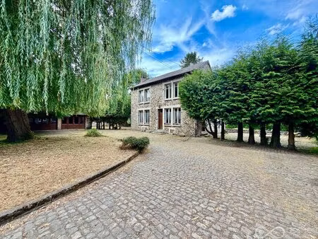 magnifique propriété avec vue imprenable sur la meuse