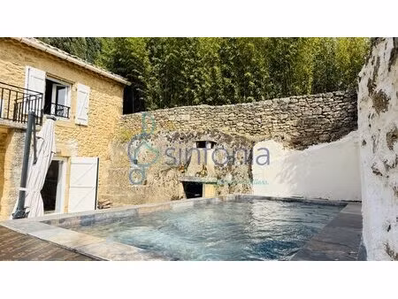 ancienne bergerie en pierre rénovée avec plunge pool à vers-pont-du-gard