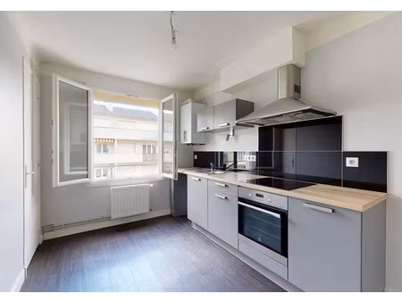 location appartement 3 pièces 69 m² à rodez (12000)