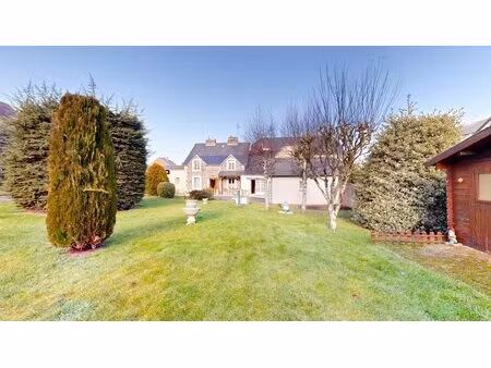 maison de centre ville de 87m2 avec jardin de 1000m2.
