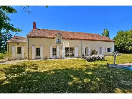 maison saint christophe en bazelle 7 pièce(s) 153 m2