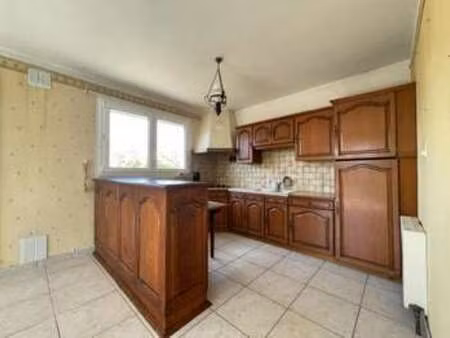 vente maison à sigournais (85110) : à vendre / 86m² sigournais