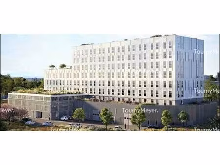location bureaux 186 m² à 9 885 m²