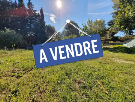 terrain à bâtir de 600 m² à etrechy (91)