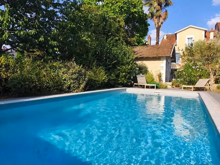 vente maison 6 pièces 130 m² à perigueux (24000)  369 500 €