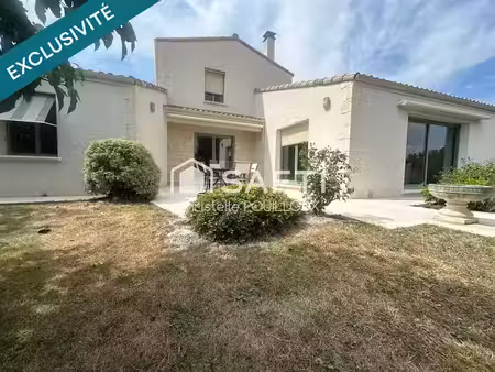 vente maison 7 pièces 250 m² à benet (85490)  525 000 €