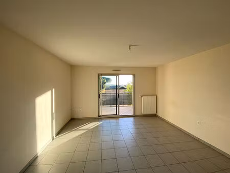 location appartement 3 pièces  65.04m²  saint