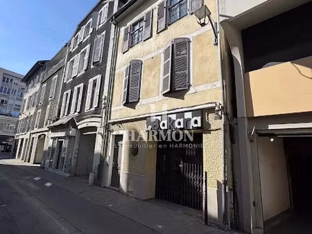vente locaux professionnels 3 pièces 106.9 m² à pau (64000)  250 000 €