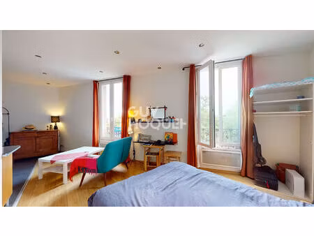 appartement les lilas 1 pièce - dernier etage - proche piscine
