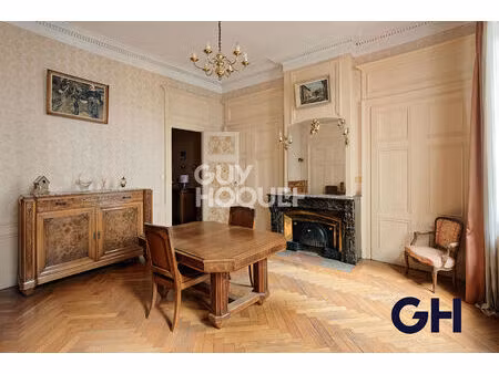 ampère - appartement familial - coeur-presqu'île - 100 m²