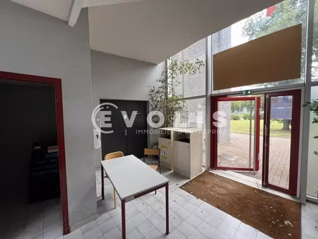 location bureaux 164 m²