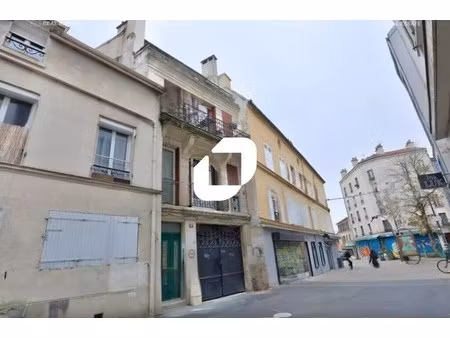 location local d'activités 173 m² à 486 m²