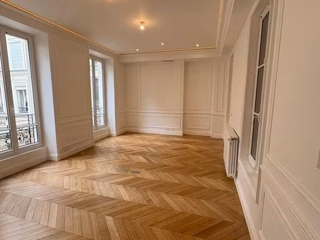 location bureaux 84 m²