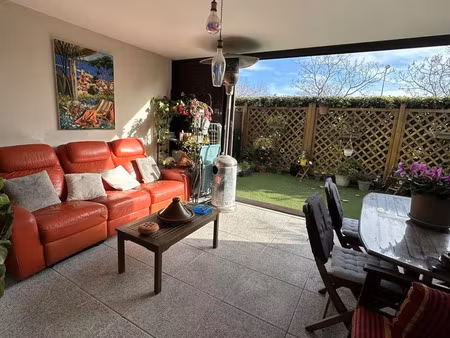 location appartement 3 pièces 85 m² à la grande-motte (34280)