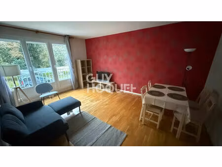 t2 meublé de 47.74 m2 proche gare et centre ville