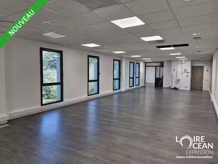 location bureaux pornic 44210 112m²