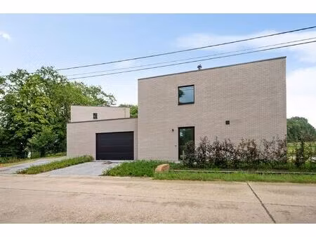 huis te huur in sint-katelijne-waver met 3 slaapkamers