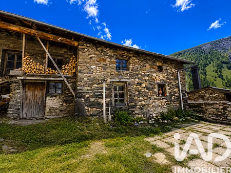 vente ferme 4 pièces 159 m² à besse (38142)  99 000 €