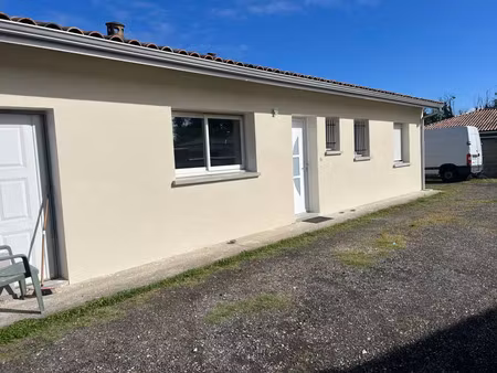 location maison 4 pièces 98 m² à cérons (33720)