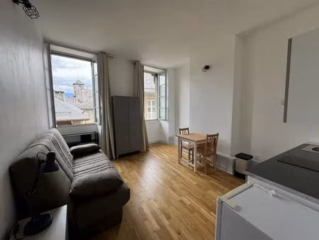 location appartement 1 pièce 24 m² à chambéry (73000)